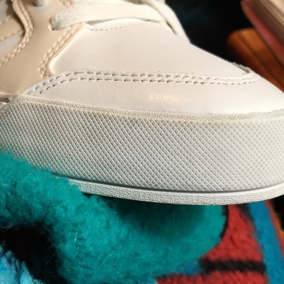 adidas NEO Raleigh Mid, Rare White & Cream, White on White Leopard Trim Athletic - Picture 15 of 16